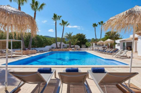 Hotel Luxury 6 Bedroom Villa with Country Views, Ibiza Villa 1033